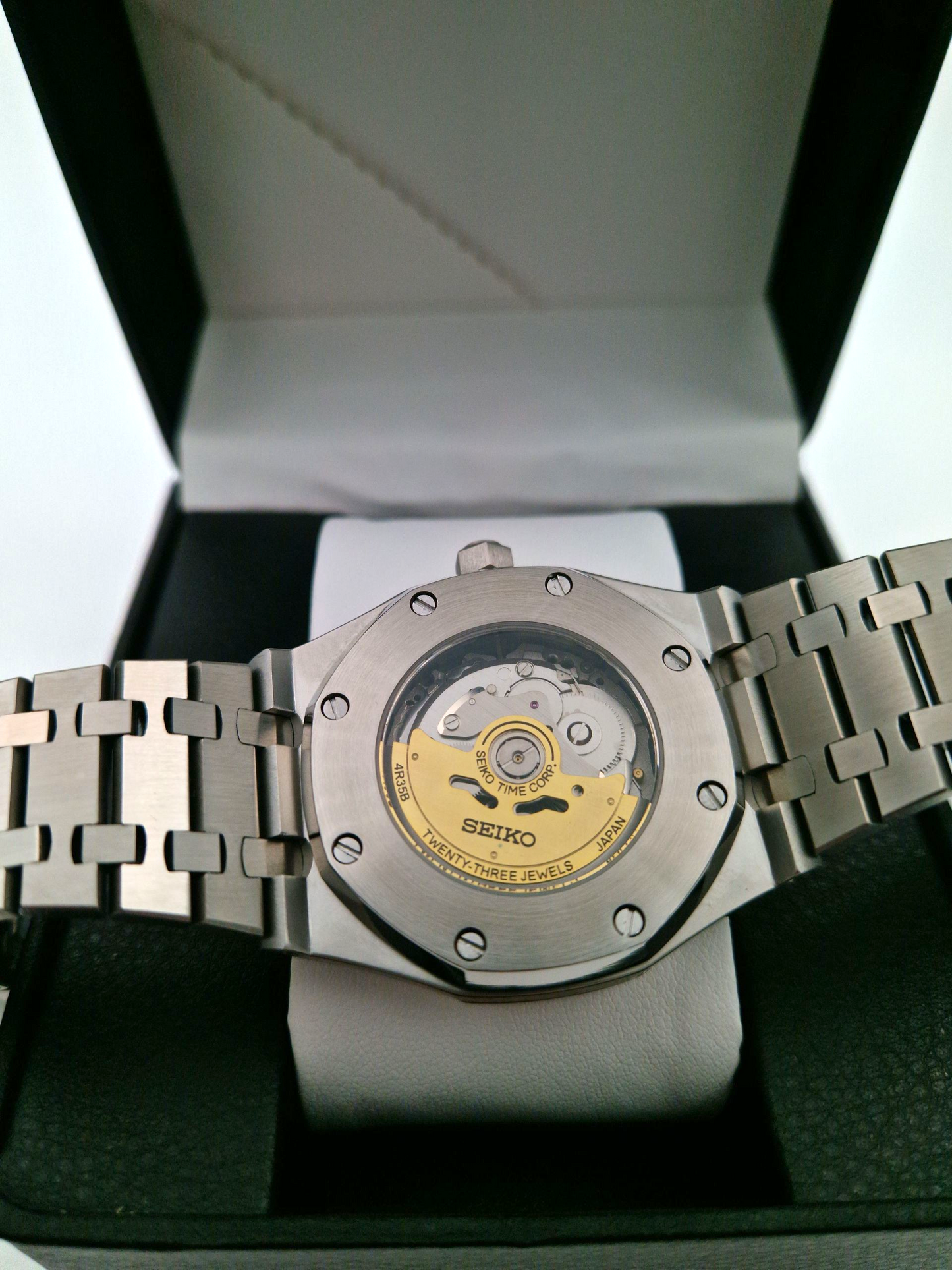 Valkoinen - Royal Oak Mod