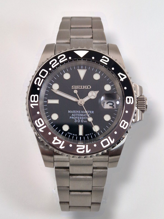 Bruce Wayne - Submariner Mod